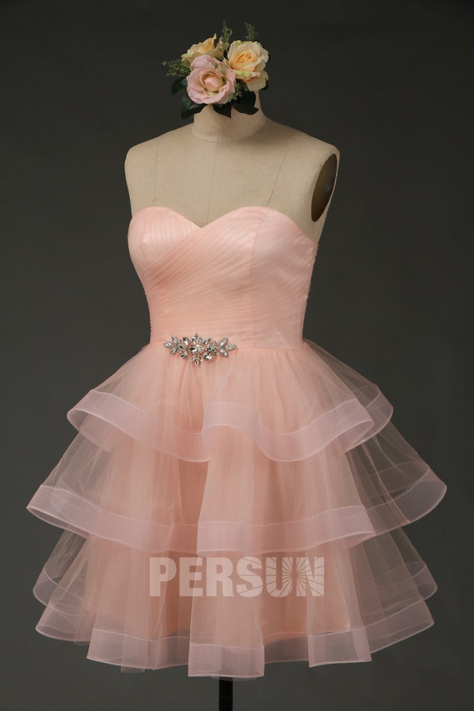 Mini robe rose poudré bustier drapé à jupe froufrou