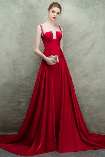 robe de soirée rouge longue fendue encolure transparente