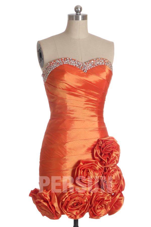 Mini Robe bal bustier plissée ornée de bijoux et roses