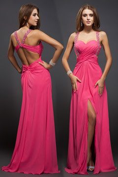 Robe fuchsia longue fendue aux bretelles strassées