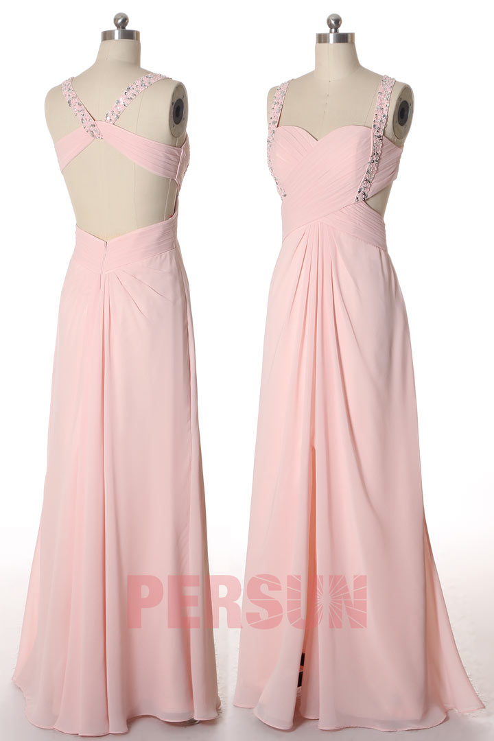 Robe fuchsia longue fendue aux bretelles strassées