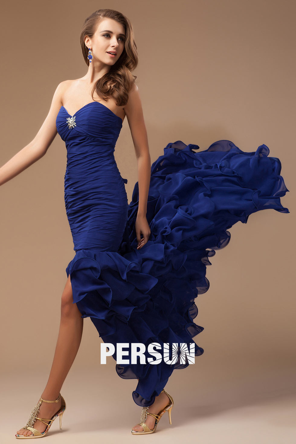 Robe habillée bustier coeur à volants en bleu royal