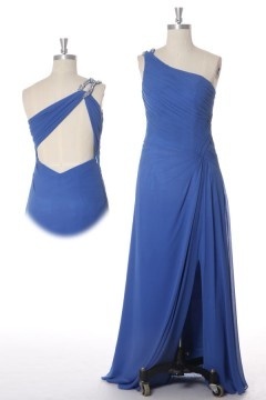 Robe bal plissée et asymétrique avec ouverture latérale