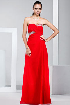 Robe soirée bustier rouge ornée de strass longue sol