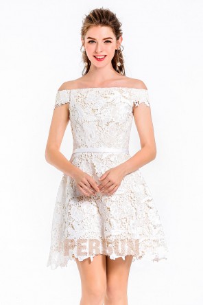 Chic robe mini épaule dégagée en dentelle & taille cintrée