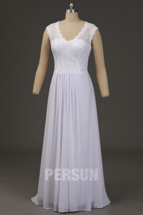 Robe crème longue pour soirée dentelle recouverte dos découpé