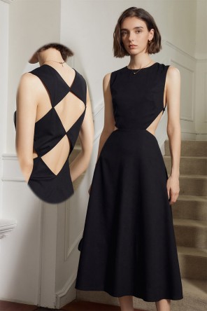 Robe soirée noire mi longue au mollet côté & dos découpé
