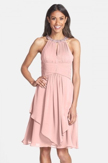 Robe soirée bustier plissée encolure ronde à strass jupe irrégulière