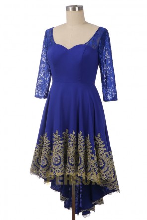 Robe bleu courte devant longue derrière appliquée guipure dorée