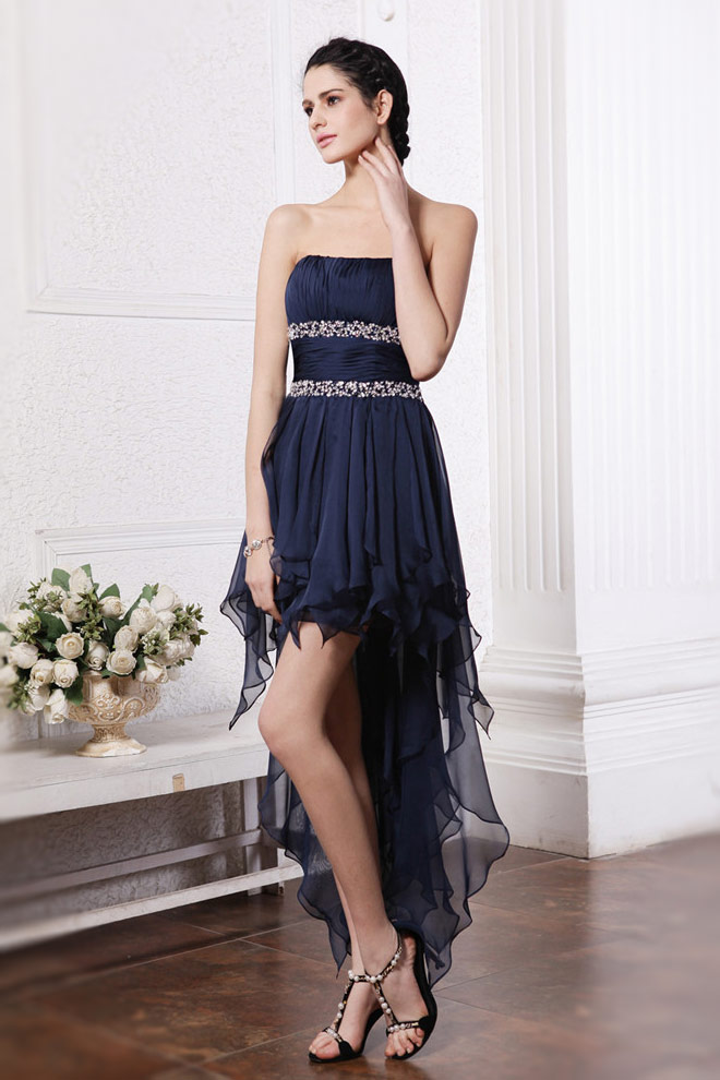 Robe cocktail plissée stras courte devant longue derrière