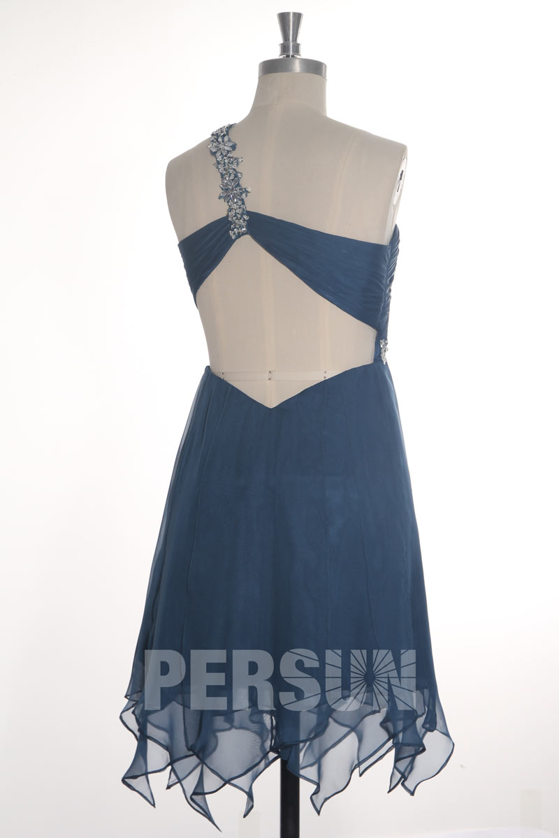 Robe bal rose courte stras épaule asymétrique