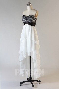 Robe bustier élégante en dentelle courte devant longue derrière