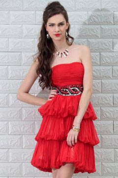Robe cocktail bustier rouge à volants