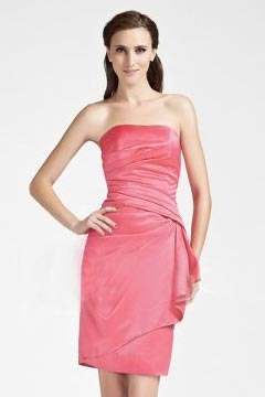 Robe habillée courte bustier droite moulante à jupe asymétrique