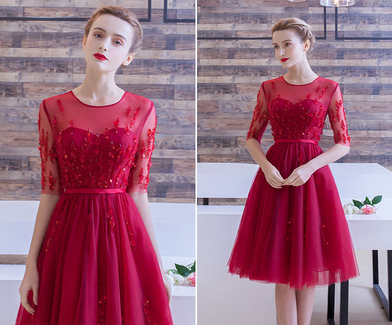 Petite Robe rouge rétro pour la fête