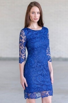 Robe femme fourreau encolure ronde avec manches transparentes en dentelle