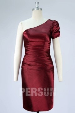 Robe bordeaux fourreau asymétrique à manche ballon