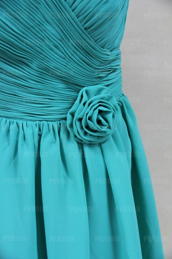 Robe cocktail bustier plissée courte aux genoux