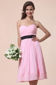 Robe demoiselle d'honneur bustier ceinturée en noire