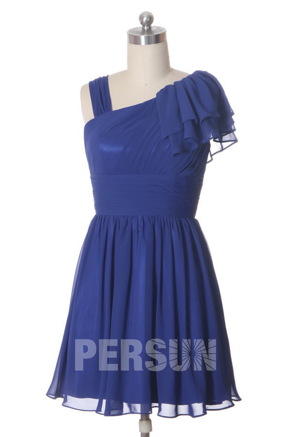 Robe bal plissée courte col asymétrique en mousseline