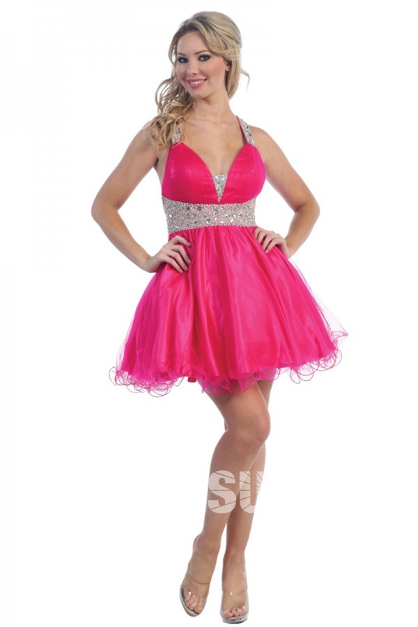 Sexy petite robe bal dos nu fuchsia ornée de strass