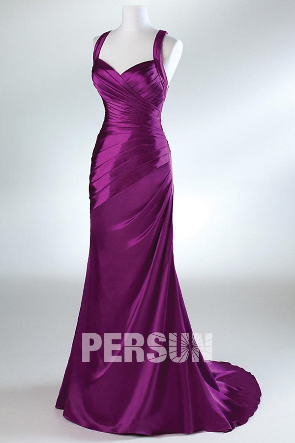 robe de soirée sirène fuchsia en satin dos découpe à traîne chapel
