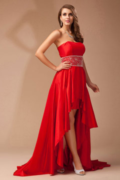 Robe bal rouge empire courte devant longue derrière