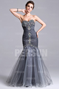 Robe sirène grise pour concours de beauté bustier coeur orné de strass