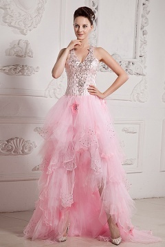 Robe de bal rose effet fantaisie col américain courte devant longue derrière