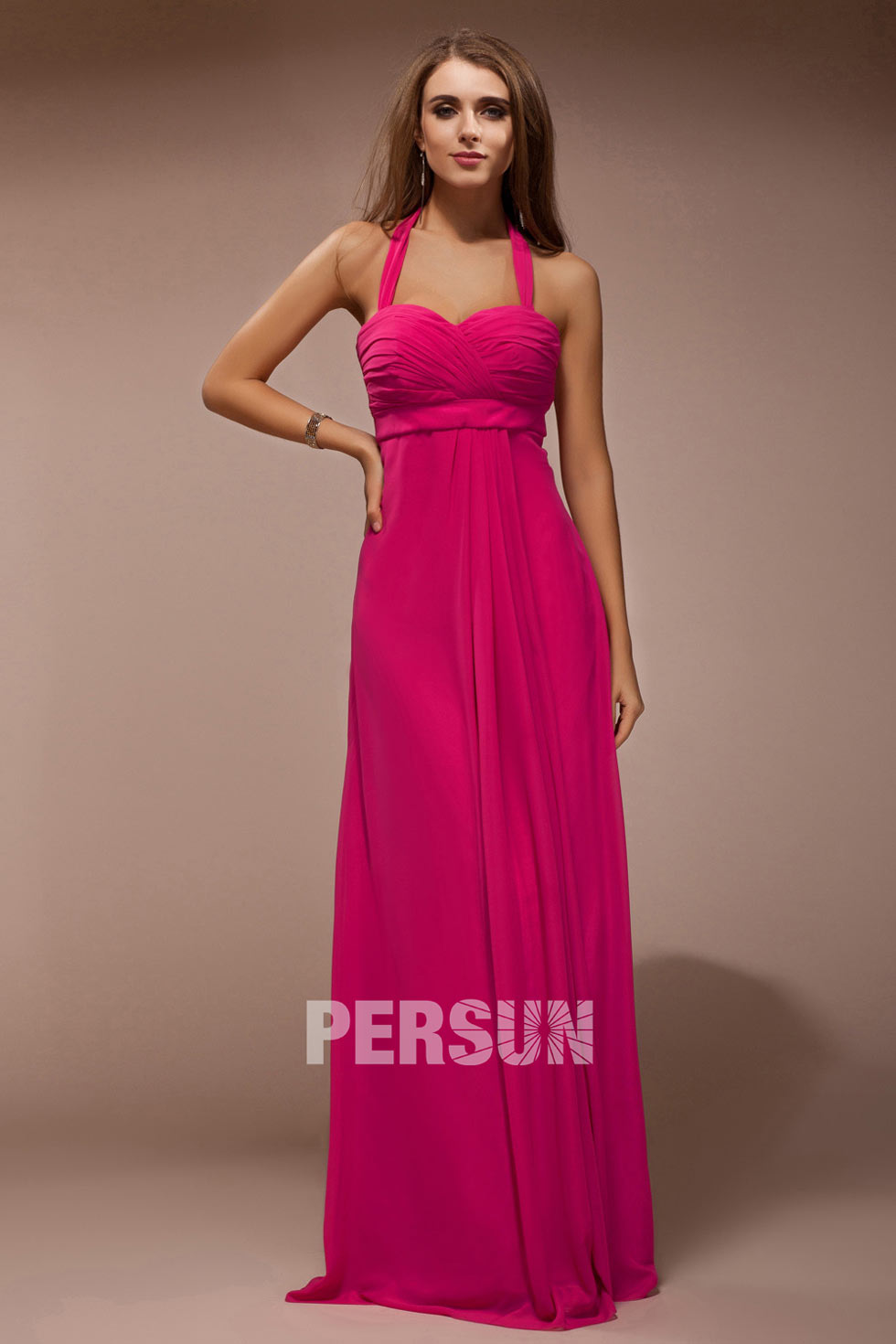 Robe rose bonbon longue bustier cœur empire ruchée en col halter