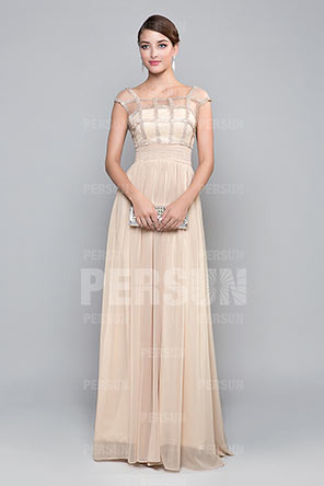 Robe rose pâle empire en mousseline à mancherons transparents