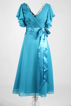 Robe mi longue ceinturée à noeud papillon décolleté en V