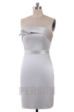 Robe simple bustier en satin courte pour cocktail mariage
