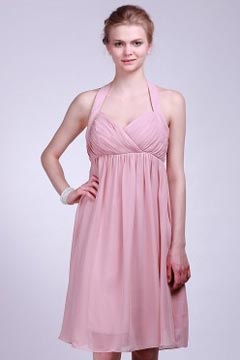Robe courte plissée rose à col américain empire en mousseline