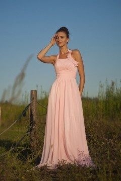 Simple robe mousseline pastel empire à col halter pour cortège mariage