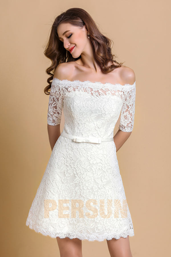 Robe blanche courte épaule dénudée en dentelle pour anniversaire mariage