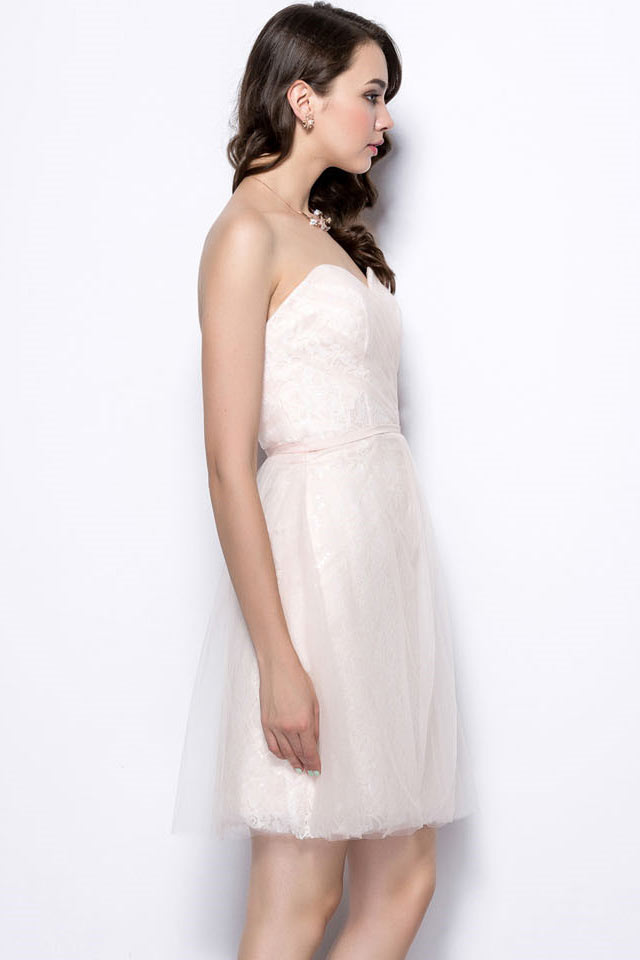 Robe de cérémonie courte bustier coeur pastel dos échancré