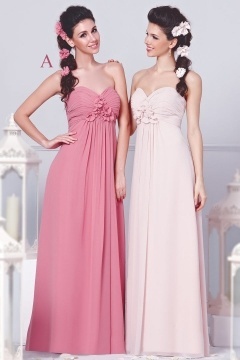 Robe longue bustier cœur empire plissée ornée des fleurs