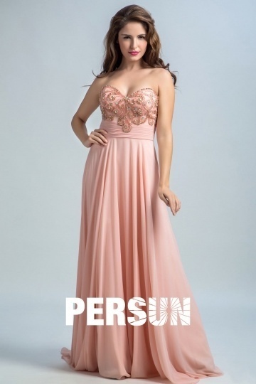 Robe de bal bustier cœur strassé et bordé empire