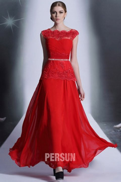 Robe soirée rouge longue design dentelle