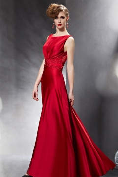 Robe pour soirée rouge longue dos nu ornée de paillettes