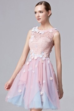 Robe de bal courte fleurie avec bloc rose & bleu vintage