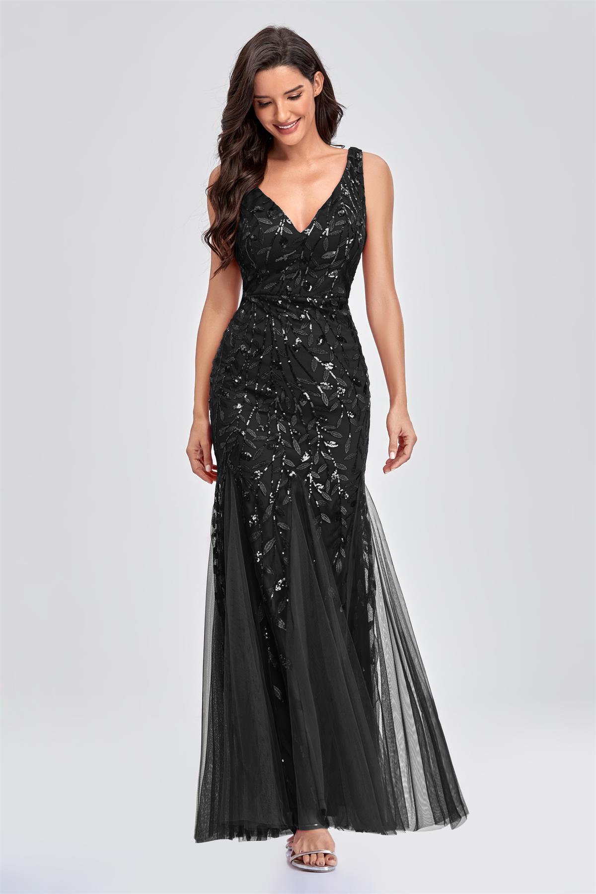 Robe de soirée longue noire décolleté v à jupe évasé