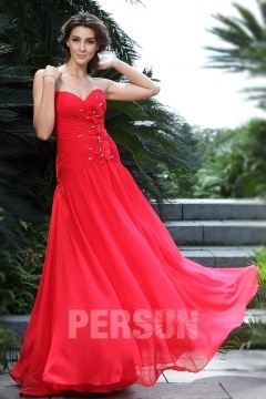 Robe de fête rouge longue avec fleurs fait main