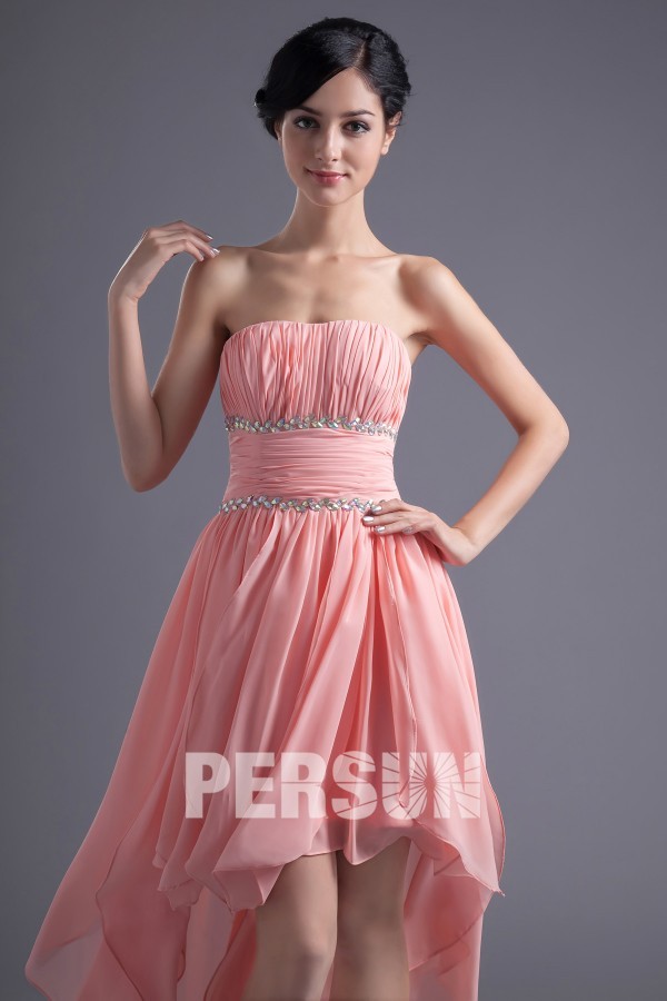 Robe bal plissée courte devant longue derrière sans bretelle