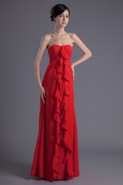 Robe bustier rouge longue ornée de plissés cascade en mousseline