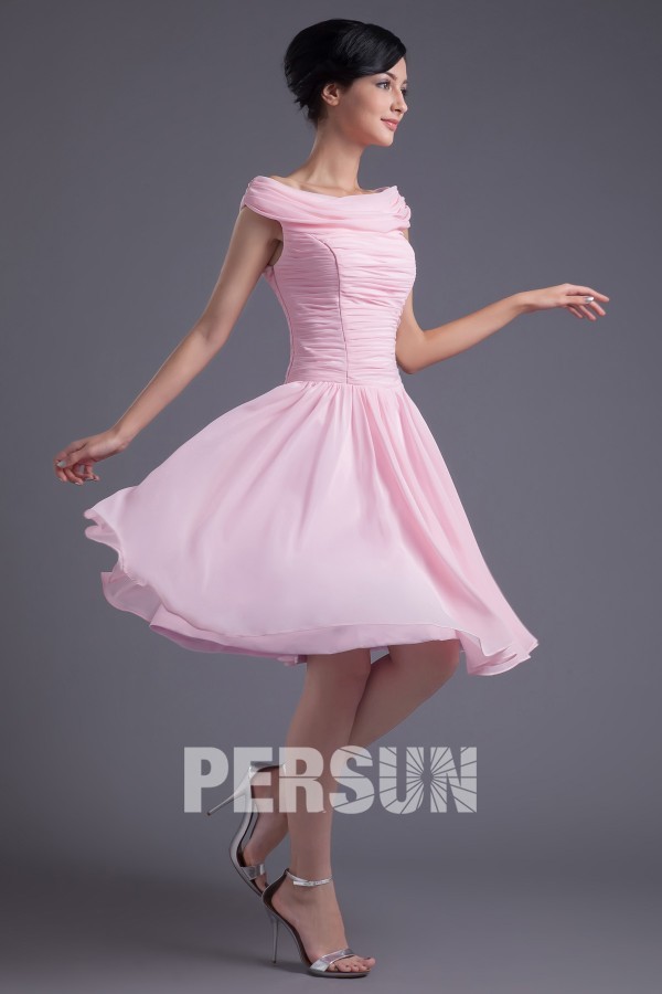 Robe cocktail courte plissée à encolure bateau pour demoiselle d'honneur