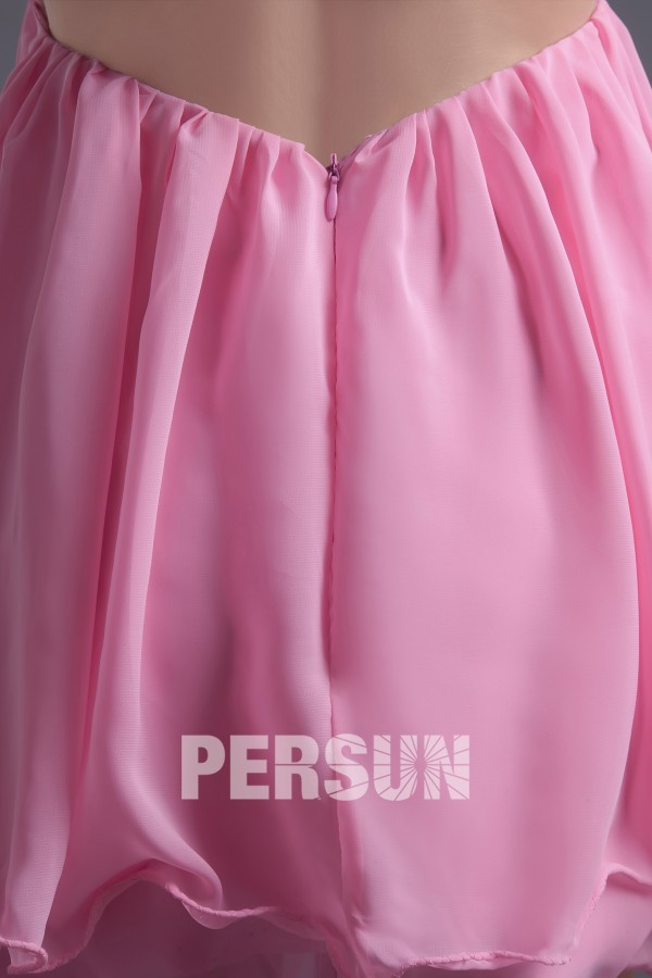 Robe bal rose courte asymétrique ornée de perles à dos nu